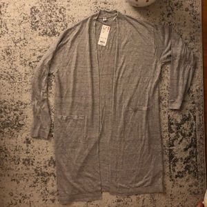 UNIQLO light gray cardigan